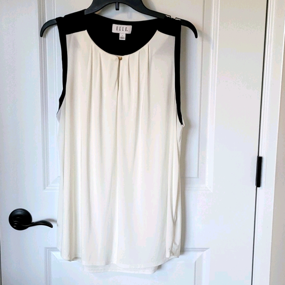 Elle sleeveless blouse